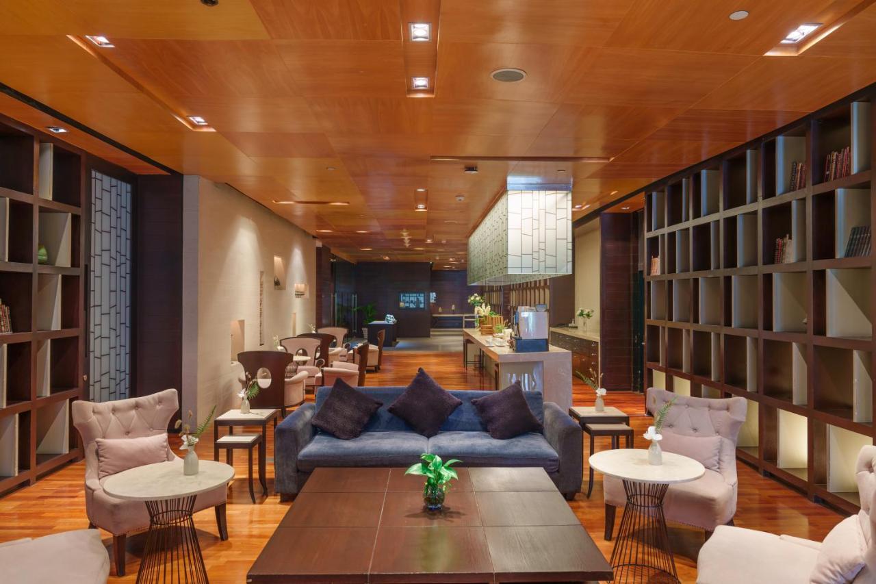 فندق بولمان بانكوك جي المظهر الخارجي الصورة The lounge at the airport