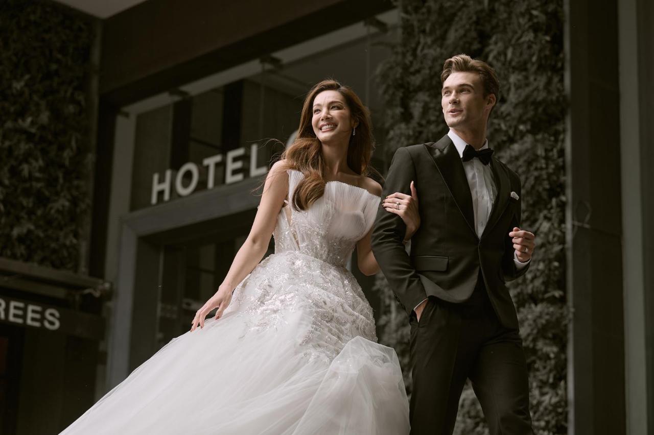 فندق بولمان بانكوك جي المظهر الخارجي الصورة Wedding couple