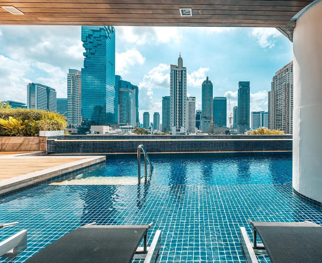 فندق بولمان بانكوك جي المظهر الخارجي الصورة View from the rooftop pool