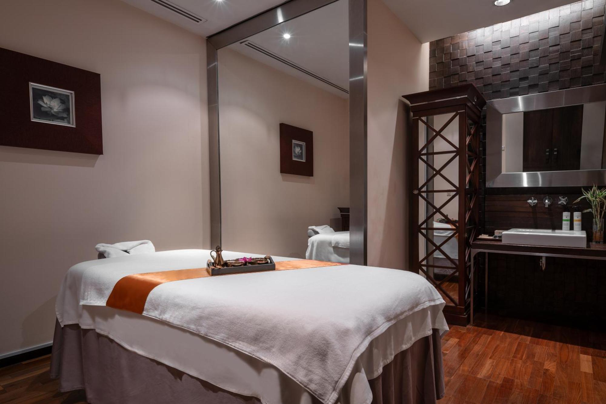 فندق بولمان بانكوك جي المظهر الخارجي الصورة A massage bed