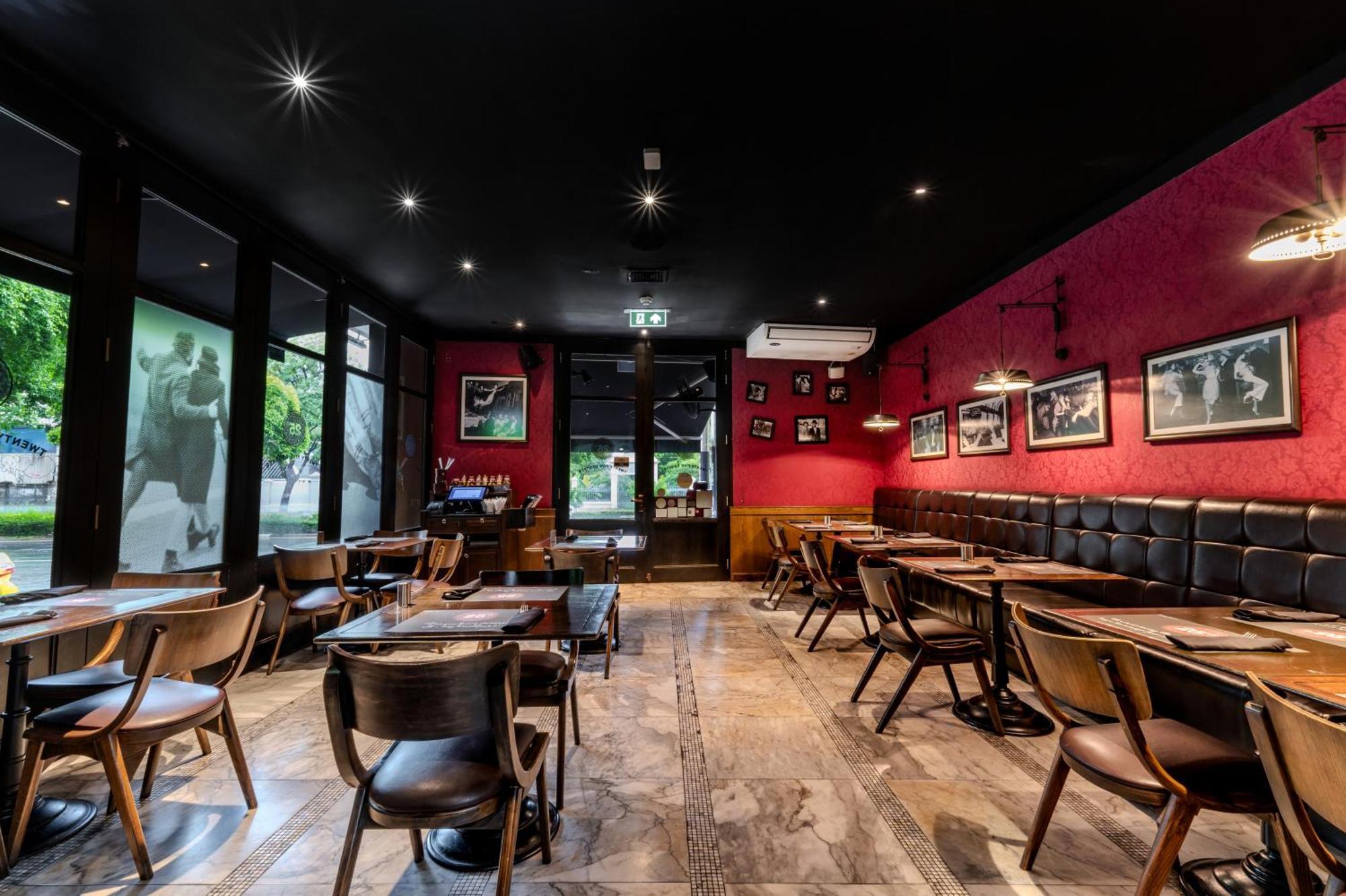 فندق بولمان بانكوك جي المظهر الخارجي الصورة Interior of the restaurant